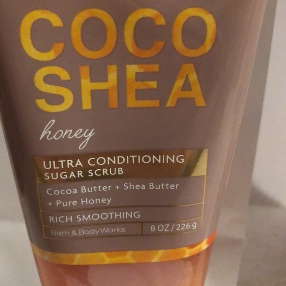 Bath & Body Works Coco Shea Honey Sugar Scrub. 8 oz New. Rare Find. Discontinued - Picture 2 of 4